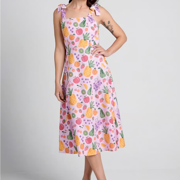 A Fresh Squeeze Midi Dress - Picture 2 of 4